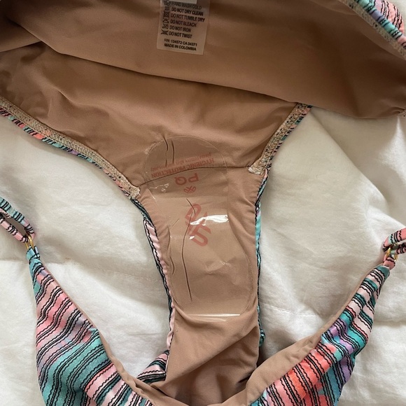 PilyQ Multicolor Striped Bikini Bottom | M - Picture 9 of 10